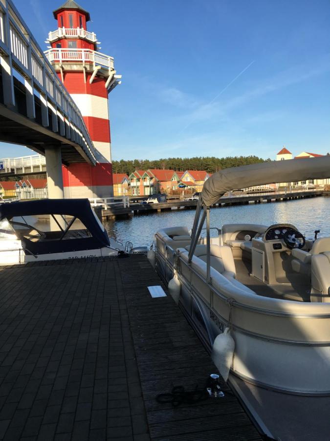 Ferienhaus mit Bootssteg am See in Rheinsberg Exterior foto